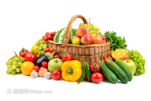 白底隔离的新鲜蔬菜和水果